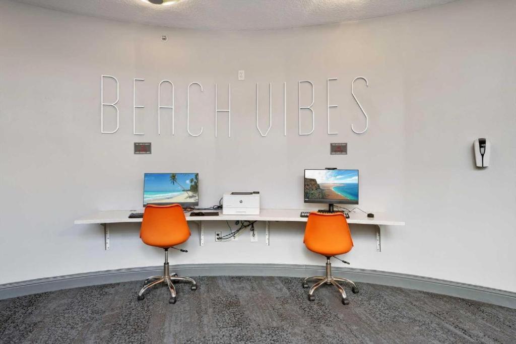 Vacation In Comfort And Luxury - 1 Bedroom Direct Oceanfront - Wyndham Ocean Walk 1706 Apartment