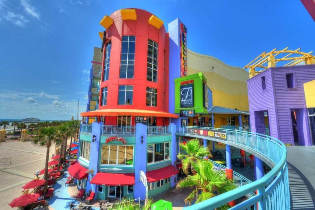 Vacation In Comfort And Luxury - 1 Bedroom Direct Oceanfront - Wyndham Ocean Walk 1706 Apartment