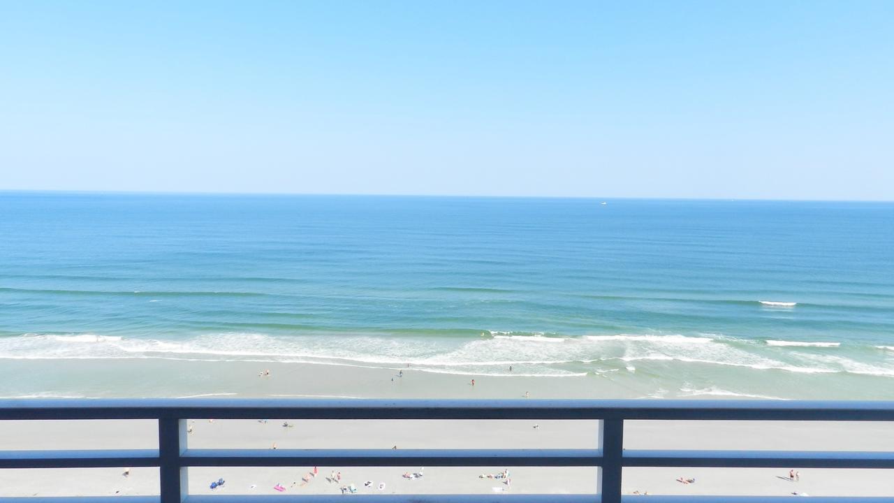 Apartment Vacation In Comfort And Luxury - 1 Bedroom Direct Oceanfront - Wyndham Ocean Walk 1706 *